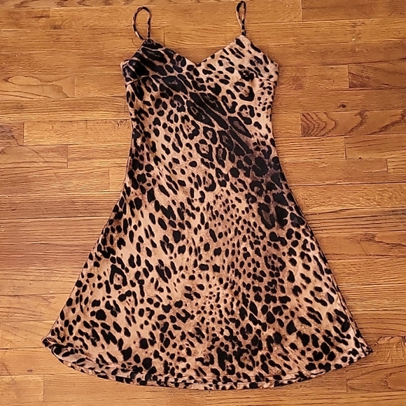 Forever 21 leopard slip dress - Picture 4 of 6